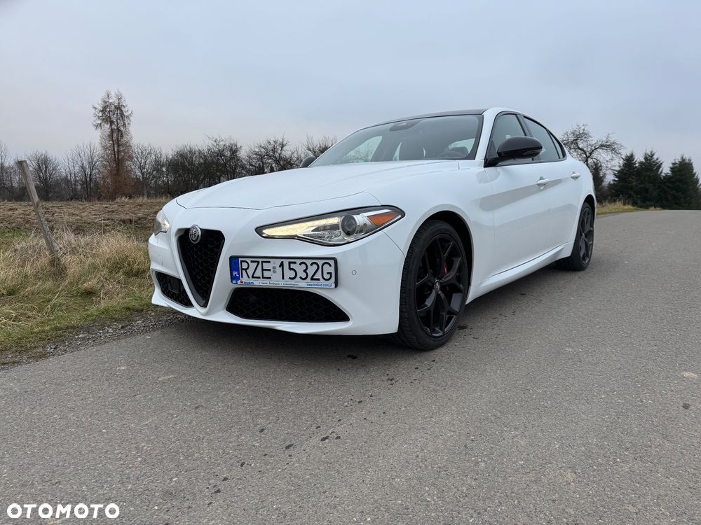 Alfa Romeo Giulia 2.0 Turbo TI Q4 - 3
