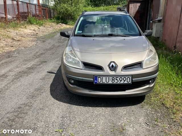 Renault Clio - 1
