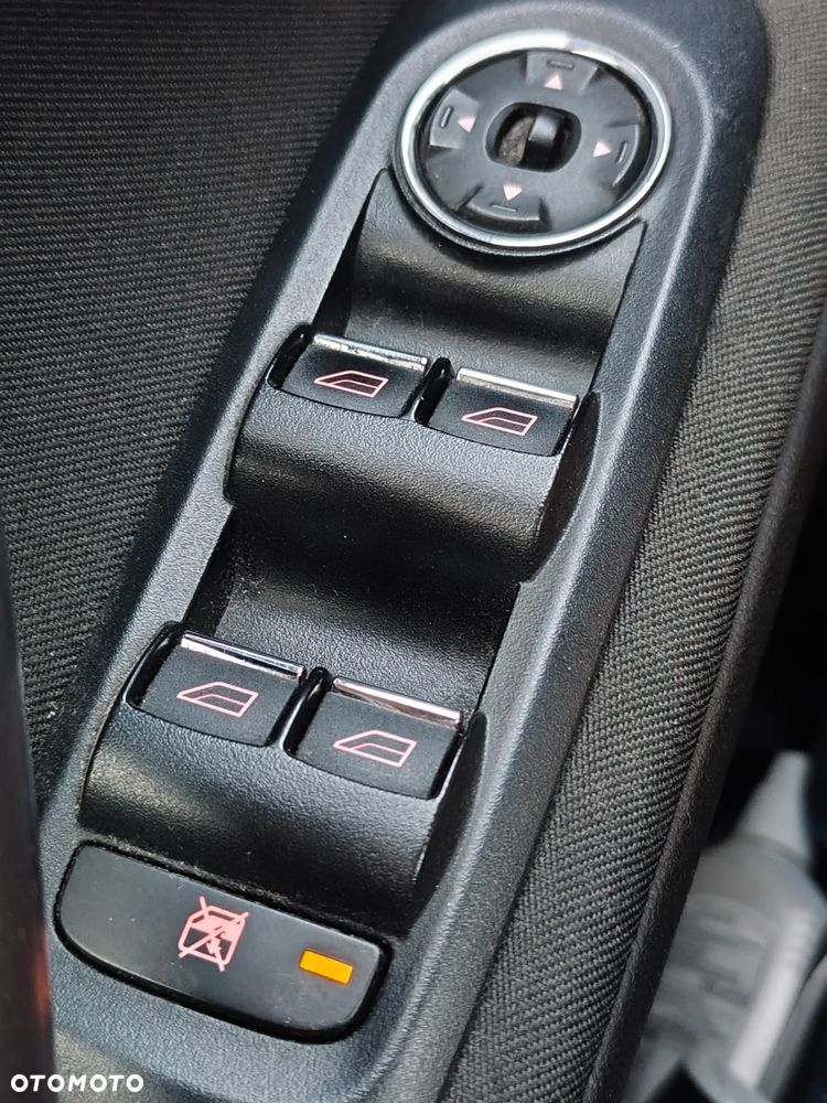 Ford Mondeo 2.0 TDCi Ambiente - 5
