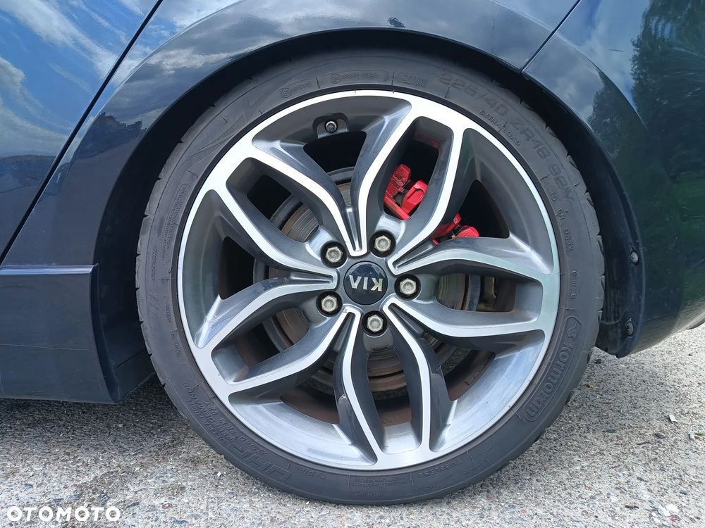 Kia Ceed 1.6 T-GDI GT XL - 24