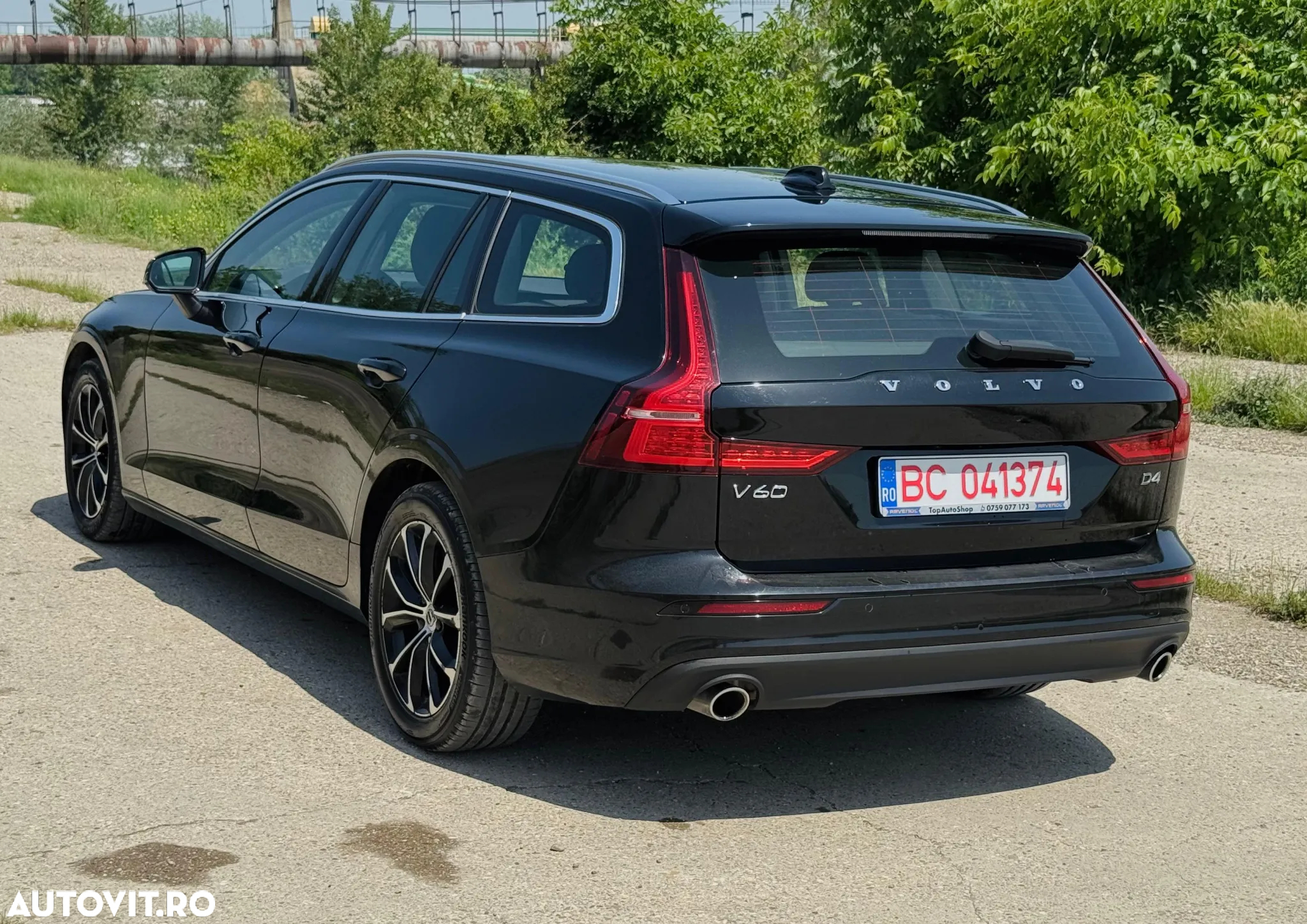 Volvo V60 D4 Geartronic Momentum Pro - 8