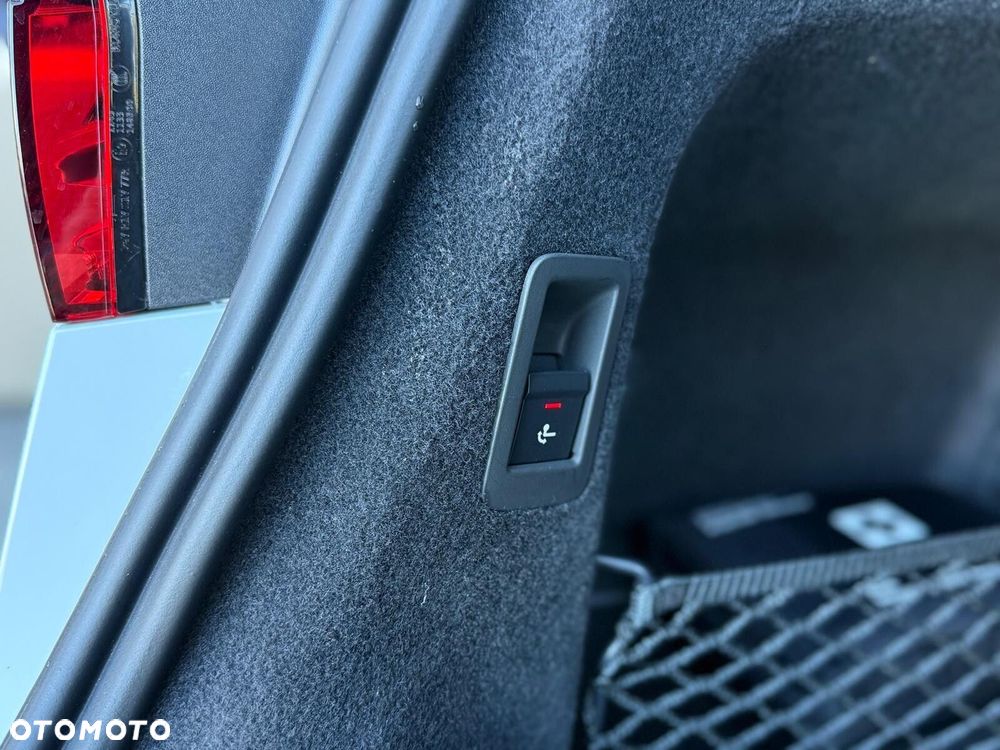 Audi A8 - 32