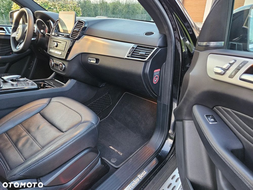 Mercedes-Benz GLE 350 d 4Matic 9G-TRONIC AMG Line - 11