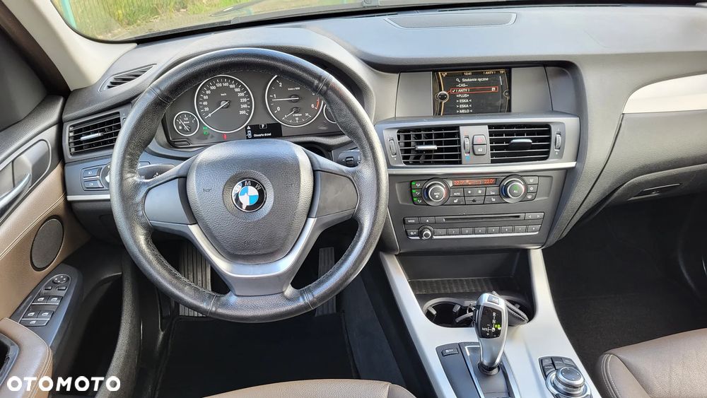 BMW X3 xDrive20d - 8