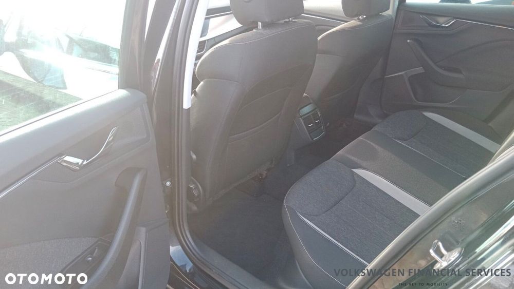 Skoda Kamiq 1.0 TSI Style DSG - 9