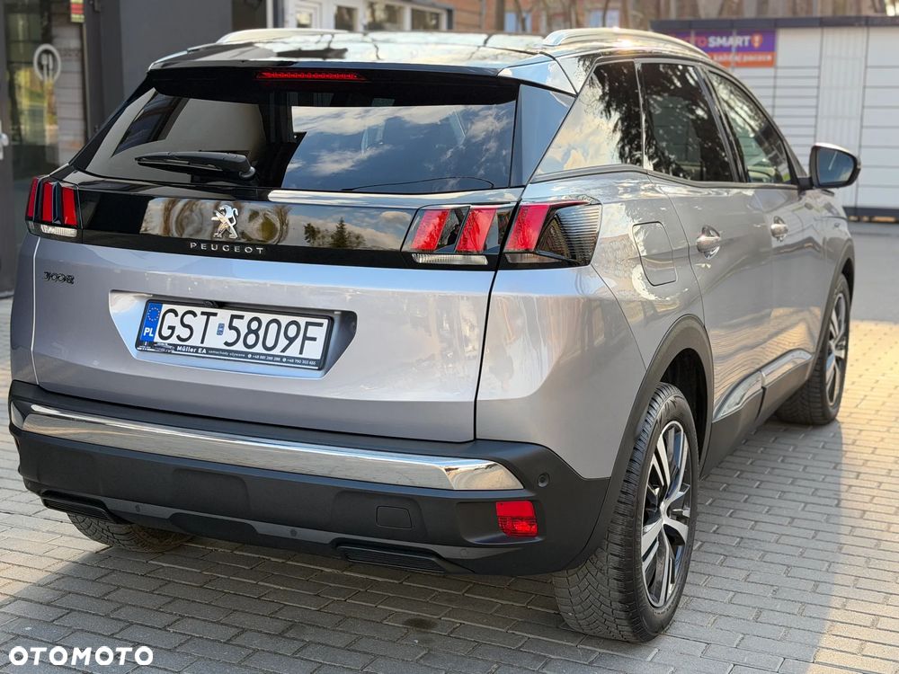 Peugeot 3008 1.2 PureTech Allure S&S EAT8 - 11