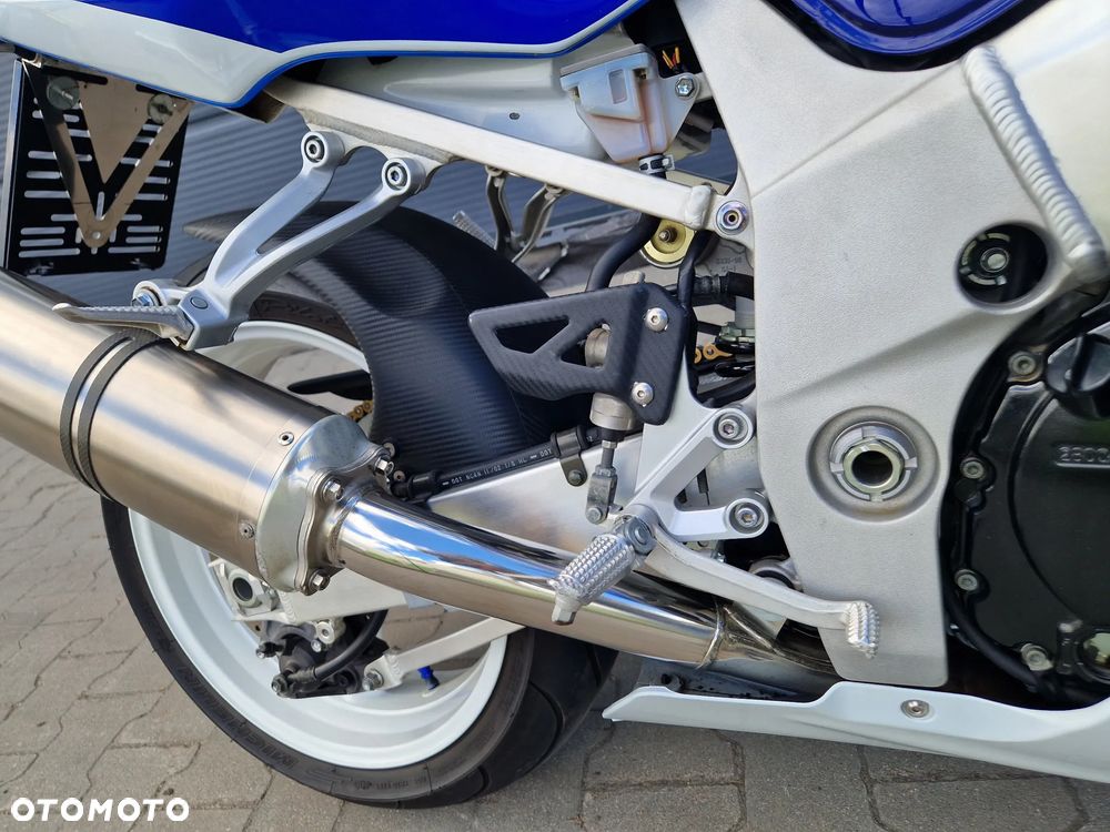 Suzuki GSX-R - 14