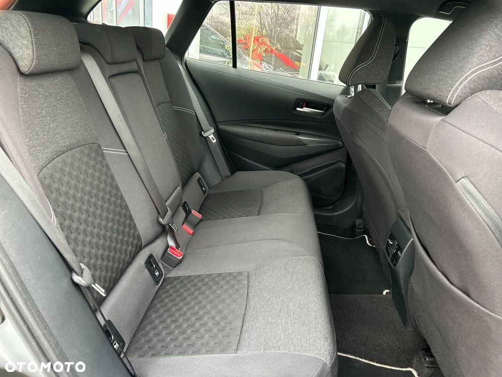 Toyota Corolla 1.8 Hybrid Comfort - 23
