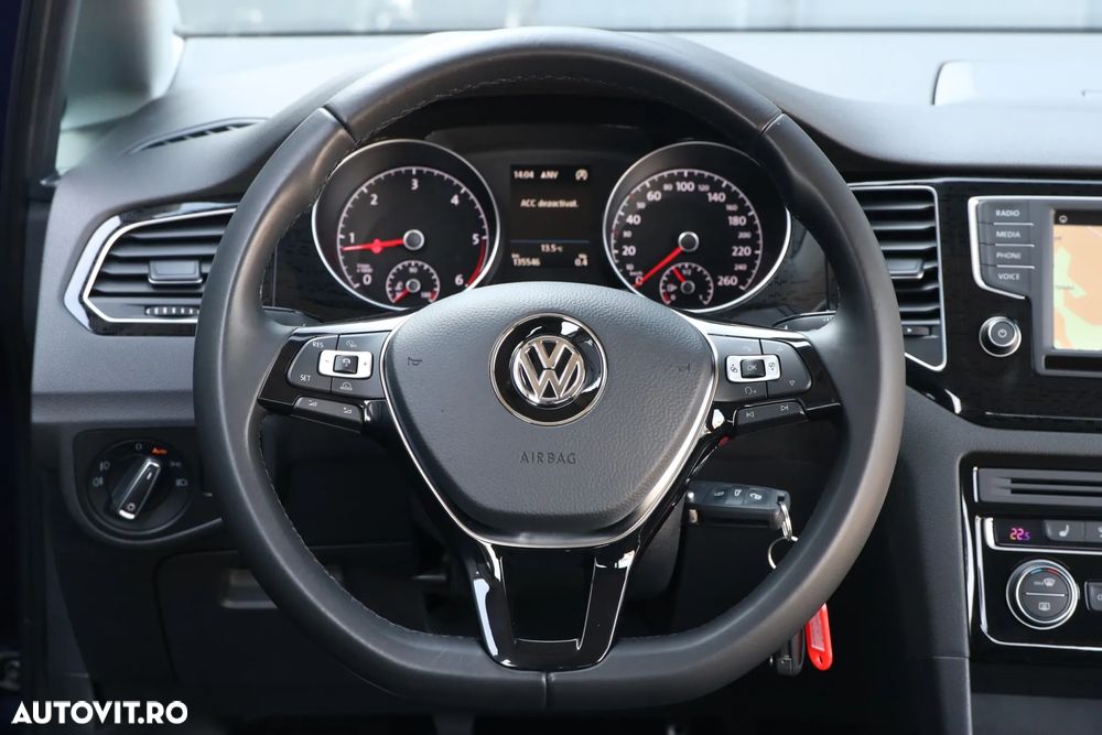 Volkswagen Golf 1.6 TDI Sound - 27