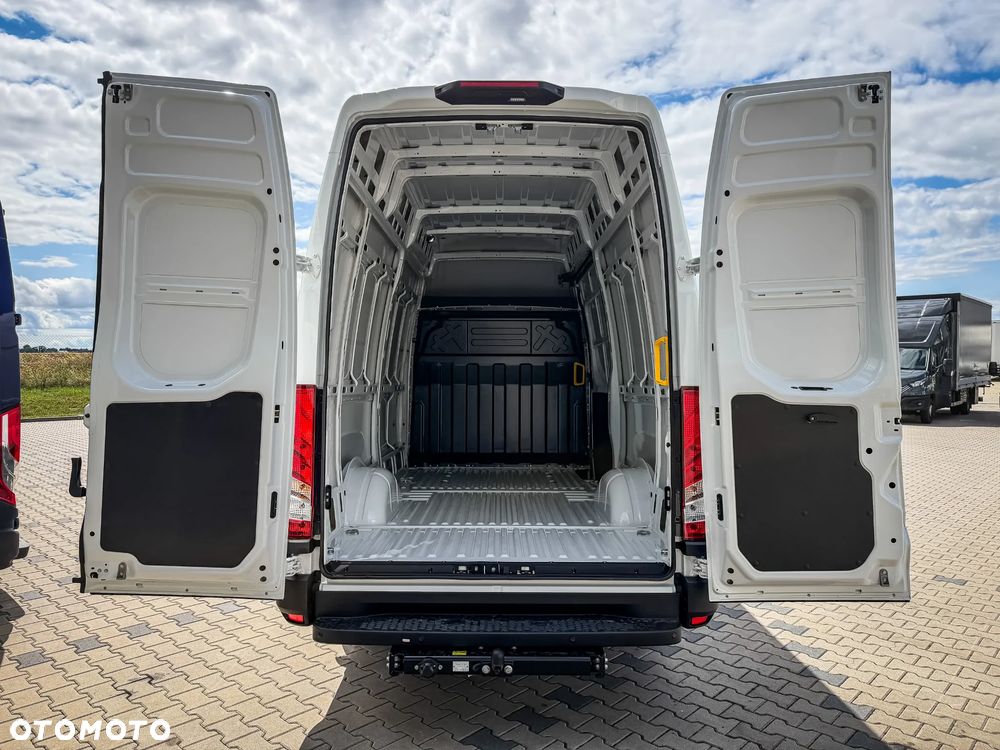 Iveco Daily 35S18HA8 V 3.0 Diesel 180 KM L3H3 - 22