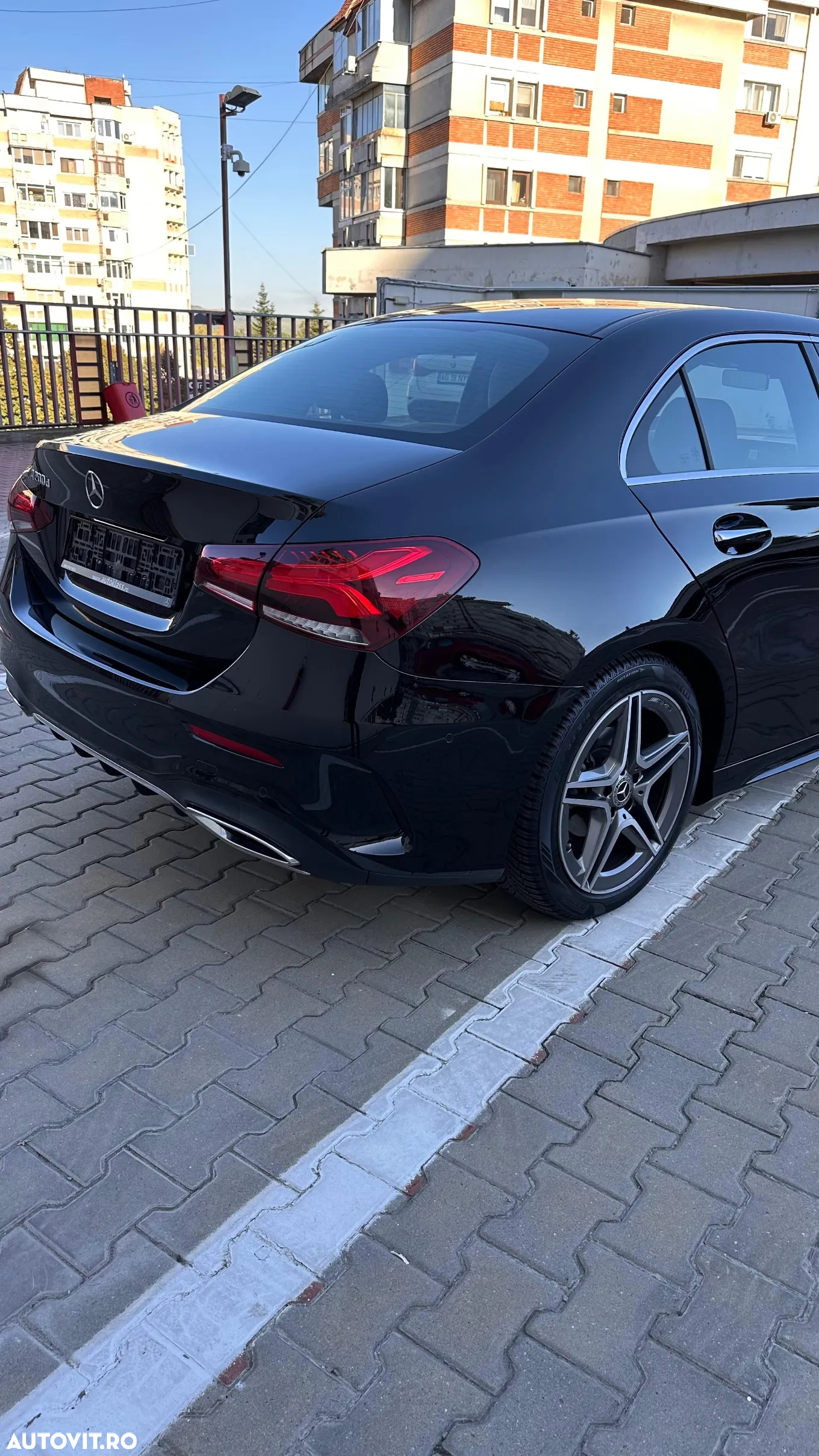 Mercedes-Benz A 200 d 8G-DCT AMG Line - 5