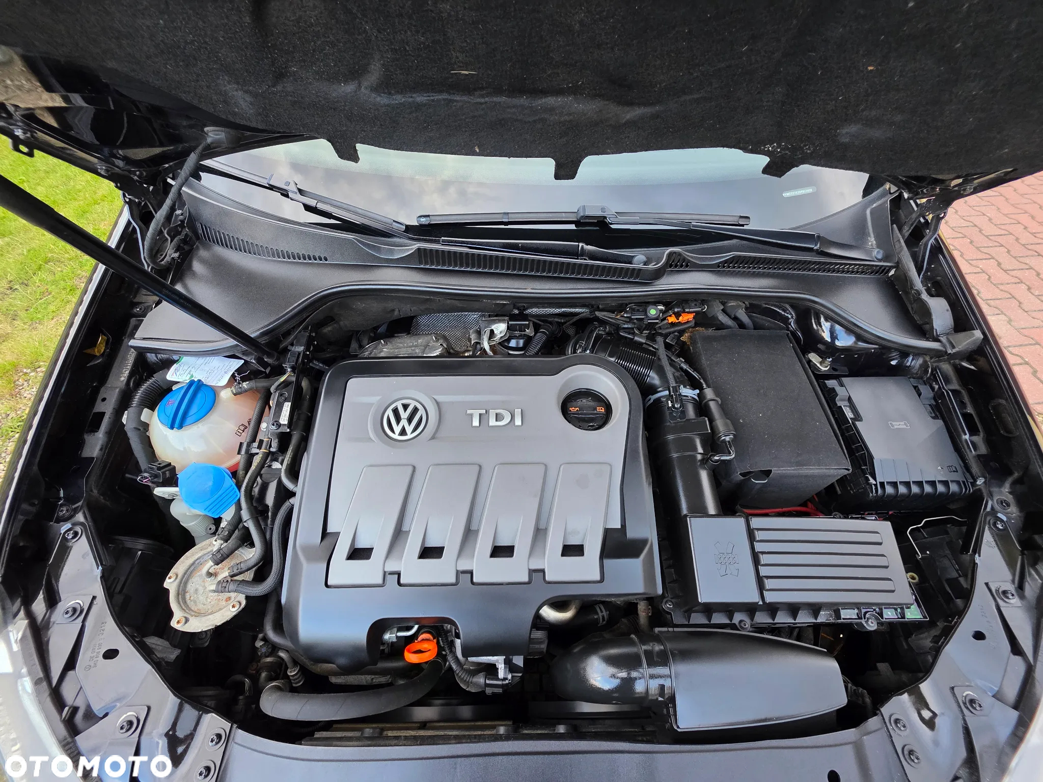 Volkswagen Golf 2.0 TDI DPF MATCH - 15