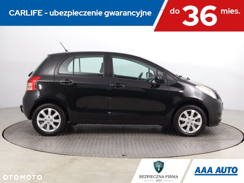 Toyota Yaris - 7