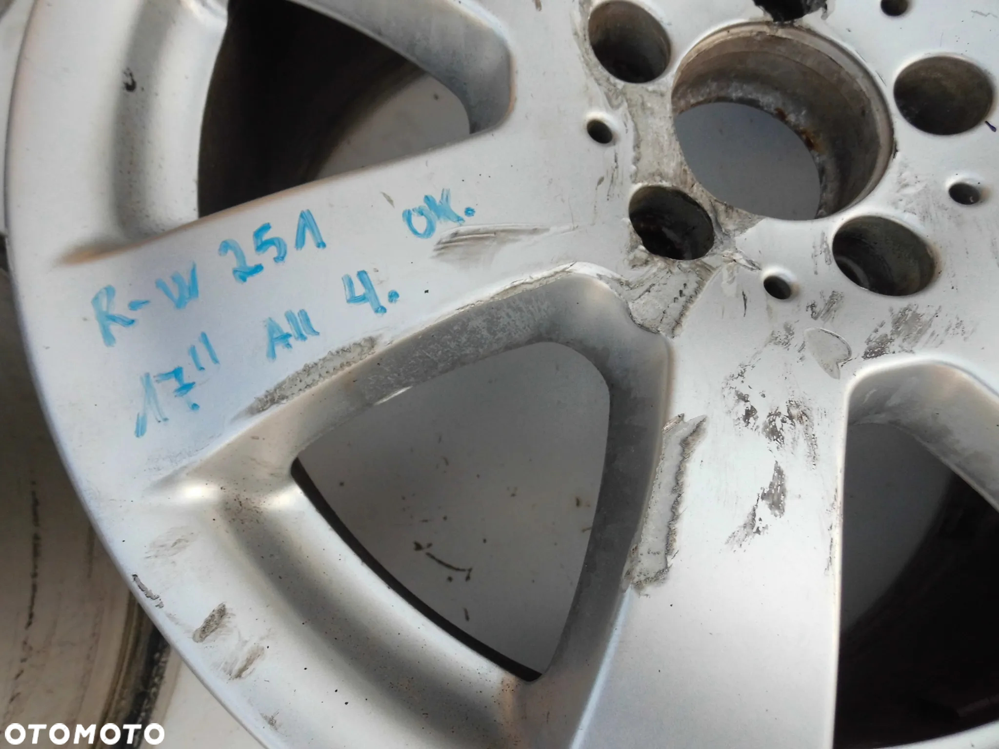 FELGI ALUMINIOWE MERCEDES R W251 ORYGINAŁ - 12