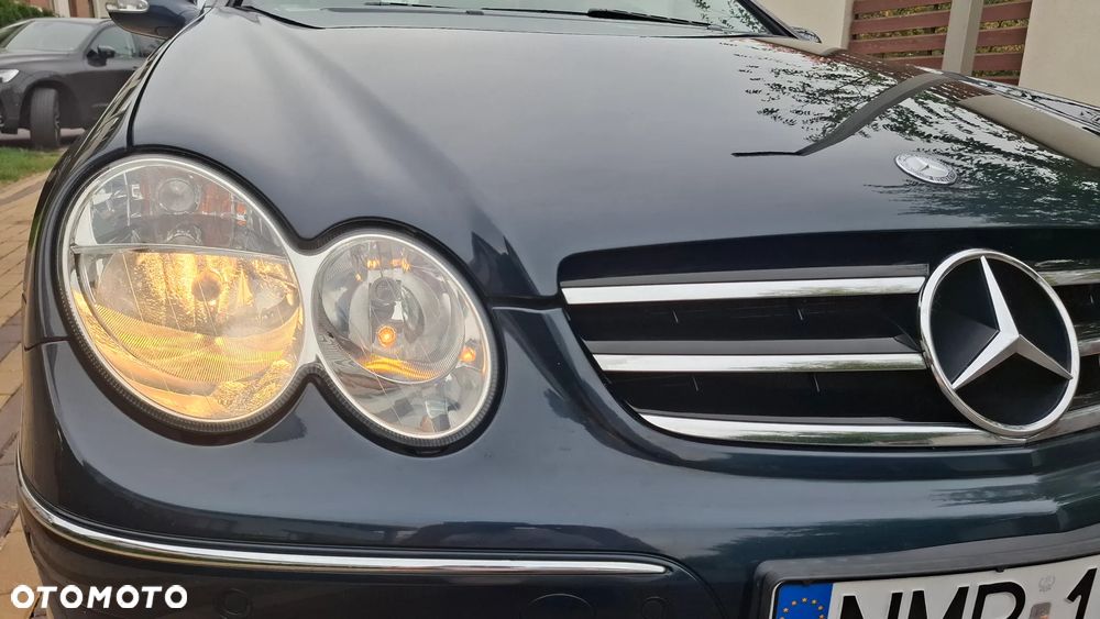 Mercedes-Benz CLK - 15