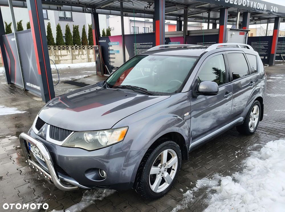 Mitsubishi Outlander 2.0 DID Intense + SE - 1