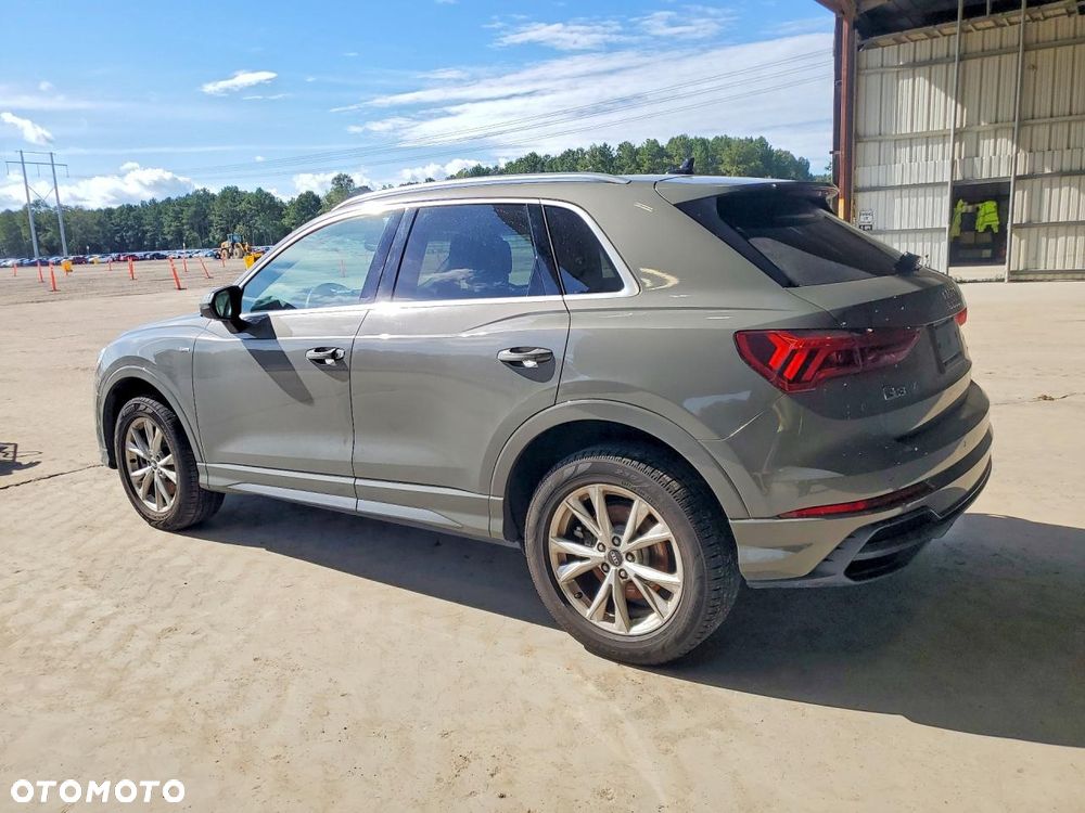 Audi Q3 45 TFSI Quattro S-Line S tronic - 3