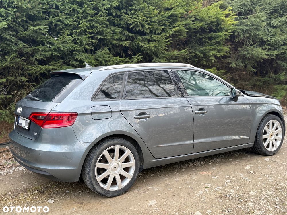 Audi A3 Sportback 2.0 TDI (clean diesel) Ambiente - 7