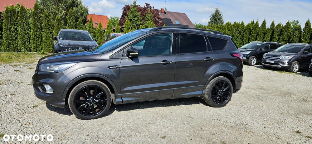 Ford Kuga 2.0 TDCi 2x4 ST-Line - 13