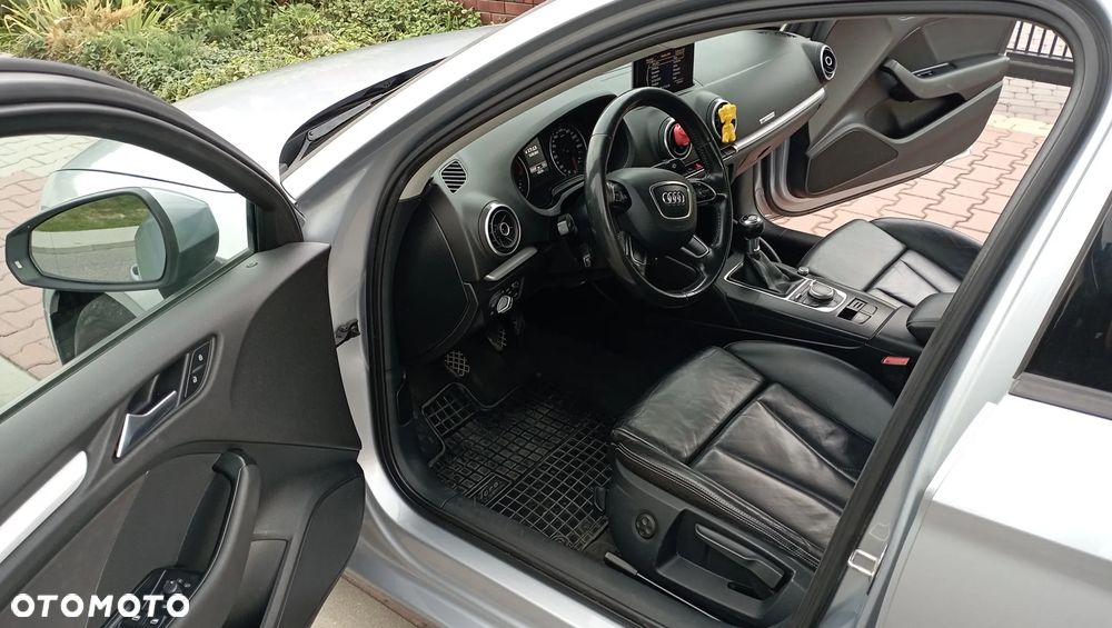 Audi A3 2.0 TDI (clean diesel) Attraction - 9