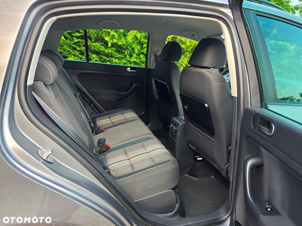 Volkswagen Golf Plus 1.6 TDI Comfortline - 34