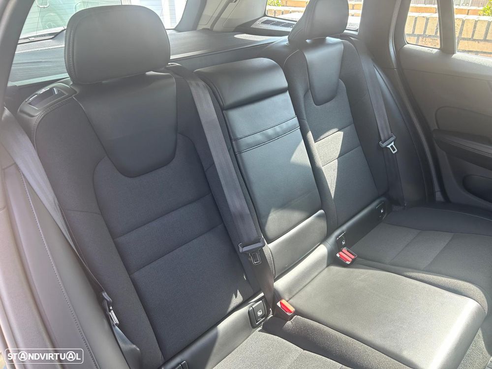 Volvo V60 2.0 T6 AWD TE Inscription Expression - 8