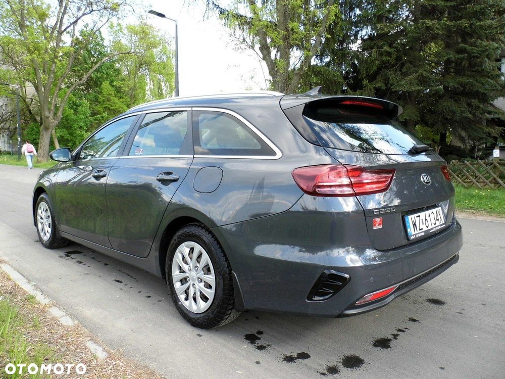 Kia Ceed - 5