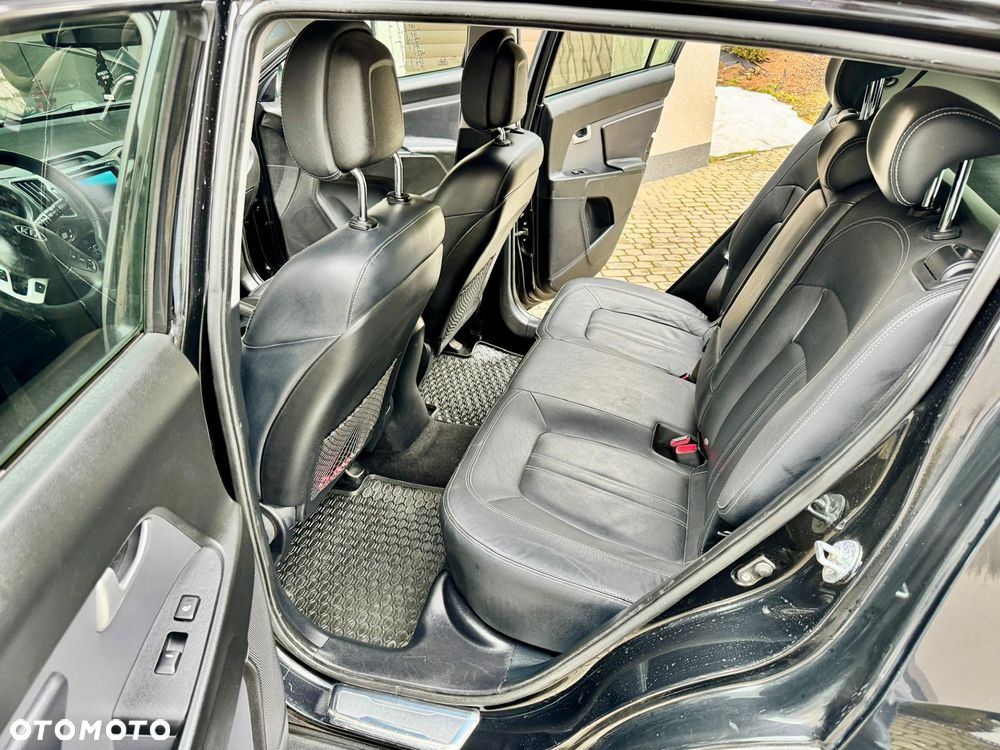 Kia Sportage 2.0 CRDI AWD Fifa World Cup Edition - 8
