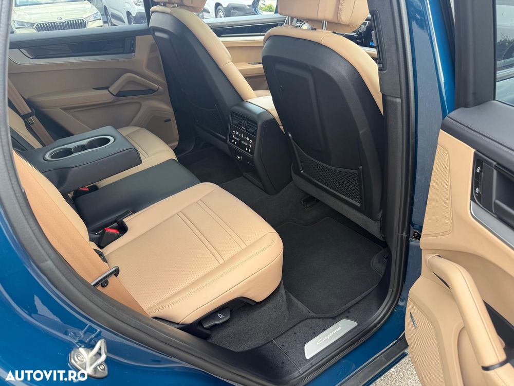 Porsche Cayenne Turbo E-Hybrid Tiptronic S - 22