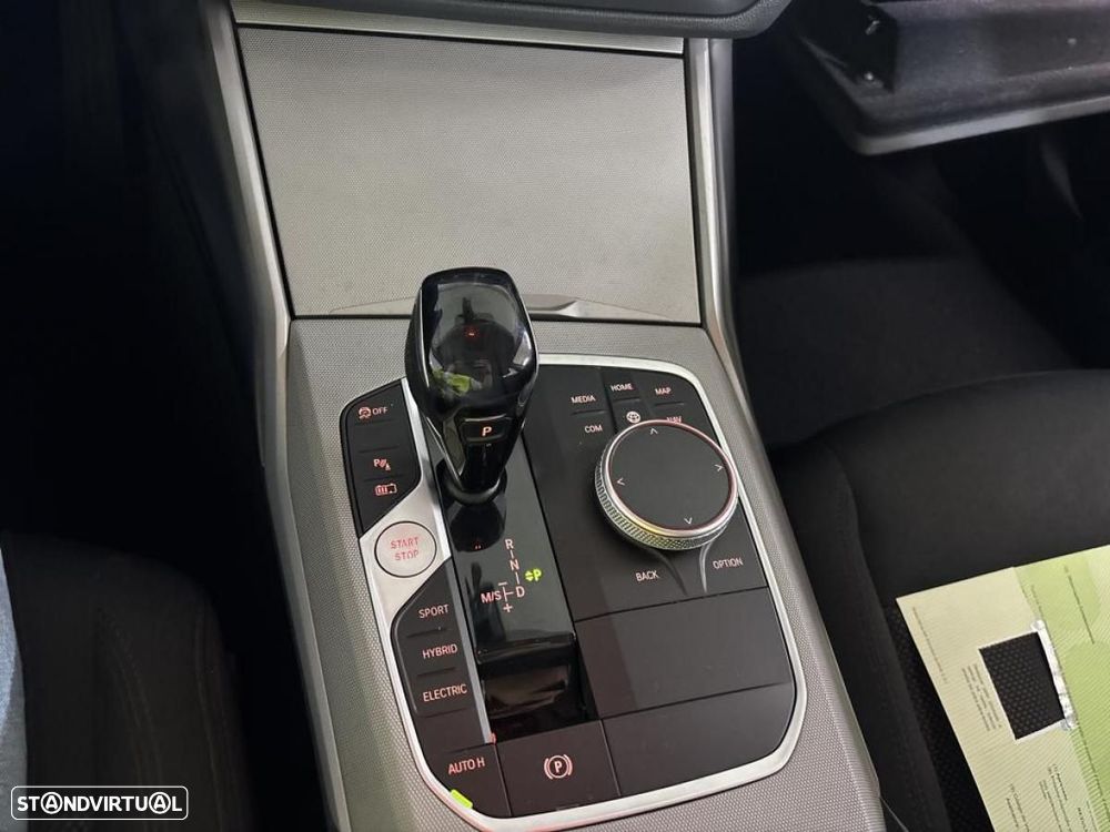 BMW 330 e Corporate Edition Auto - 6