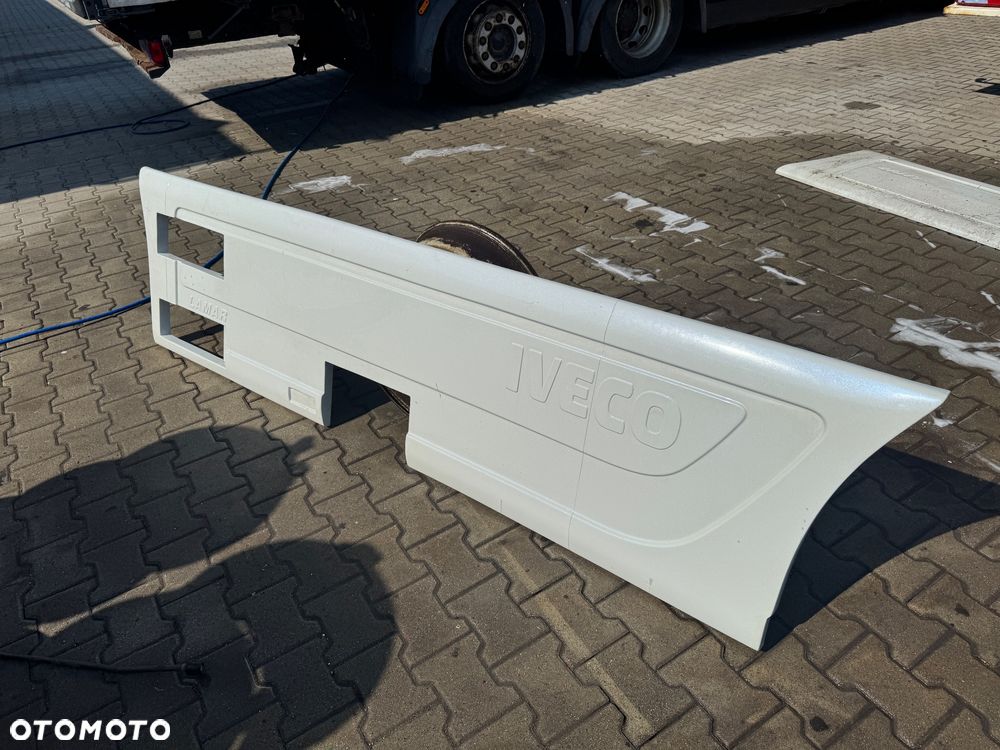 Spoiler spojler owiewka boczna międzyosiowa Iveco