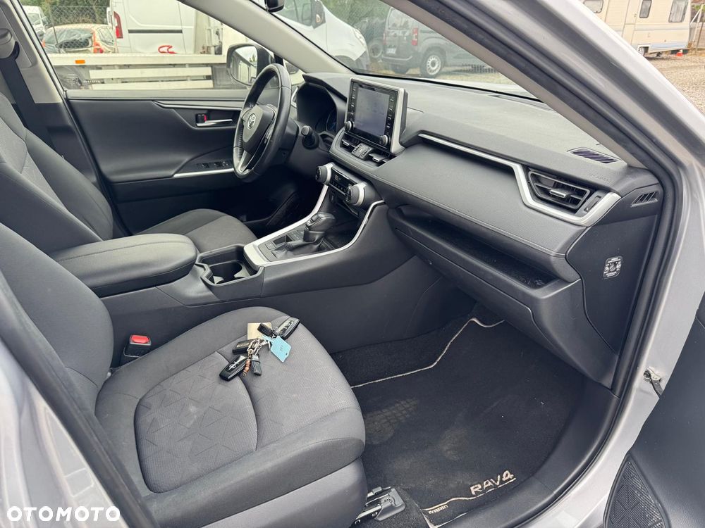 Toyota RAV4 2.5 Hybrid Active 4x2 - 12