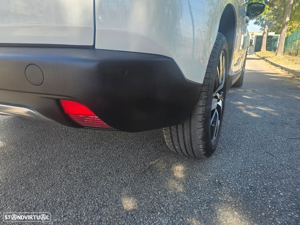 Peugeot 2008 e-HDi FAP 115 STOP & START Allure - 8