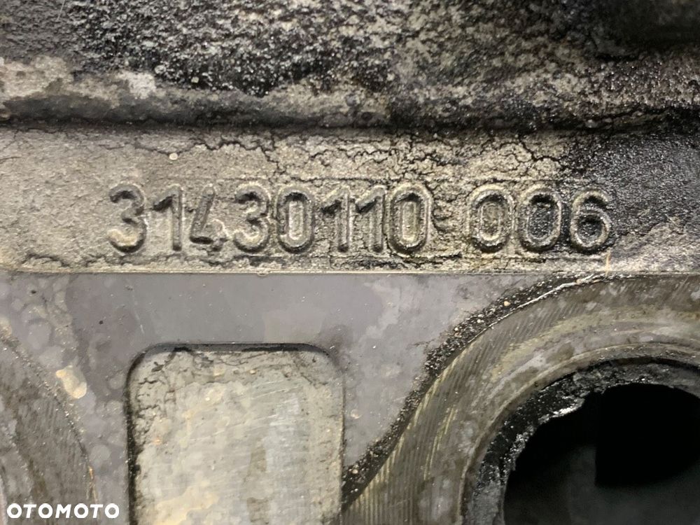 GŁOWICA  VOLVO V40 liftback (525, 526) 2012 - 2022 D2 88 kW [120 KM] olej napędowy 2015 - 2018 - 7