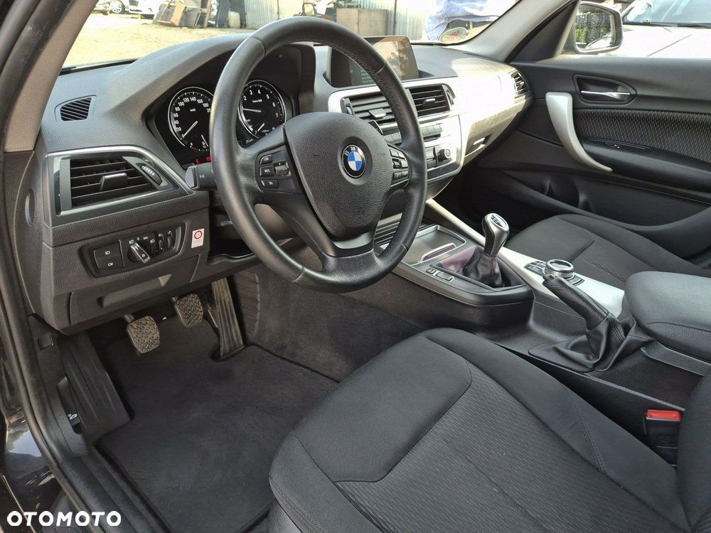 BMW Seria 1 - 12