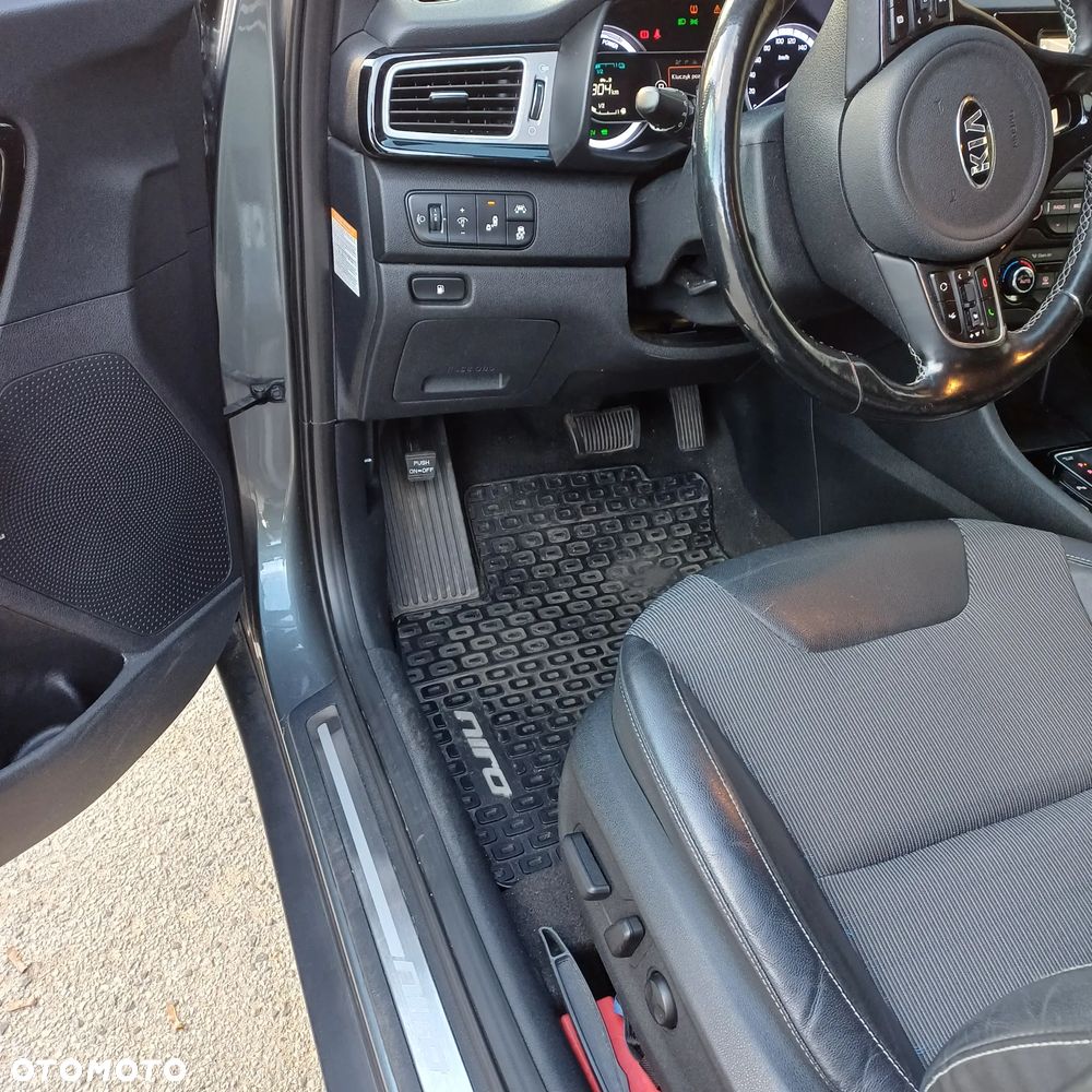 Kia Niro 1.6 GDI Hybrid L - 6