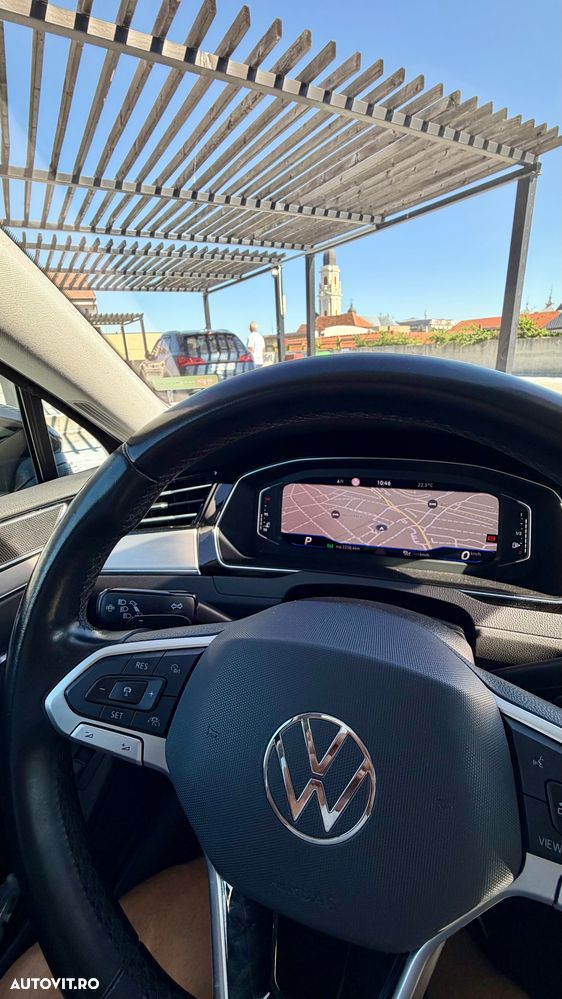 Volkswagen Passat 2.0 TDI SCR DSG Trendline - 11