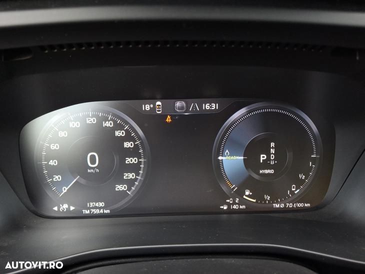 Volvo XC 40 T4 Recharge DKG Plus Dark - 11