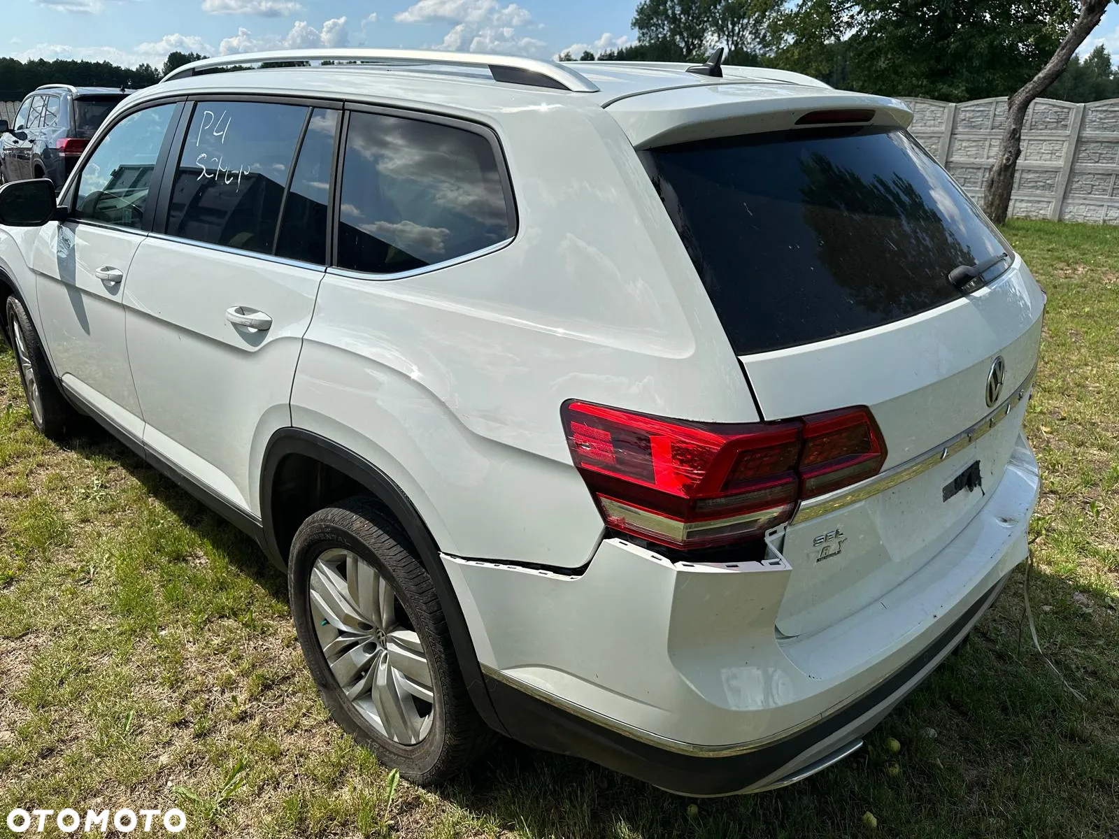 Volkswagen Atlas - 4