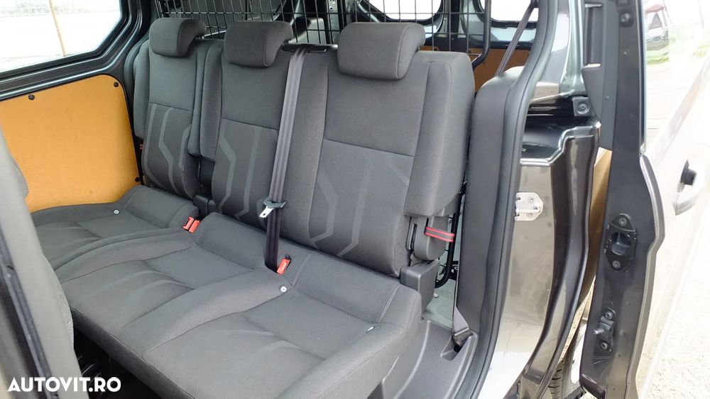 Ford Transit Conect - 24