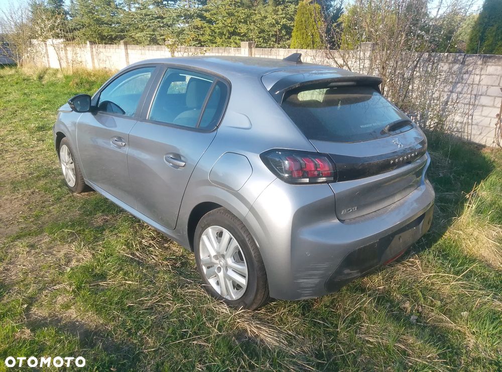 Peugeot 208 - 2