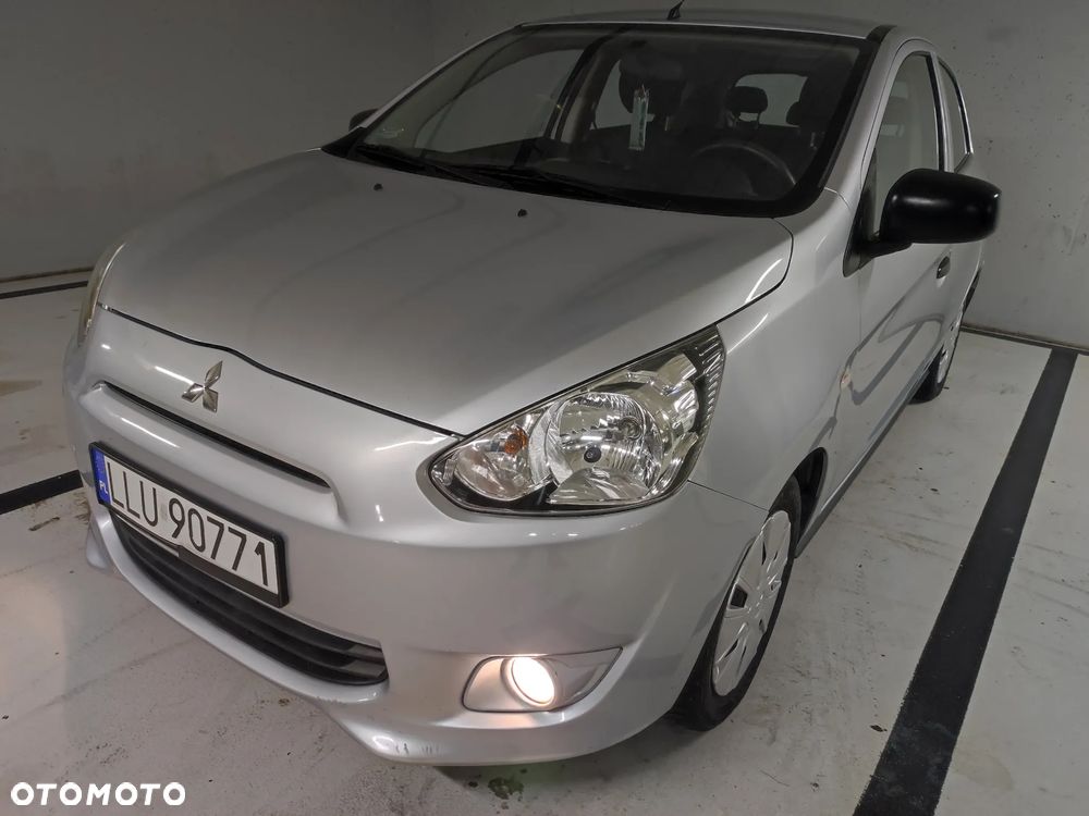 Mitsubishi Space Star 2013 photo 4