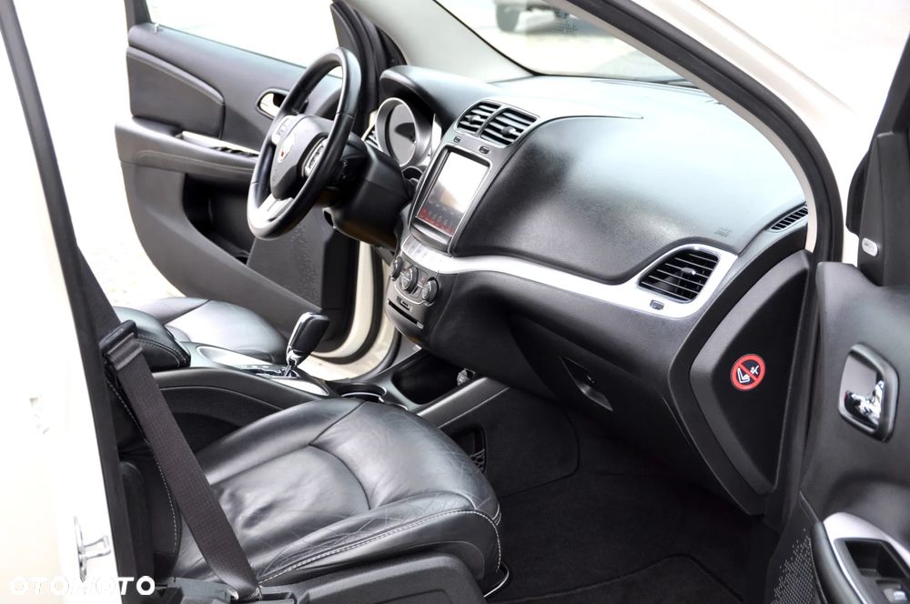 Fiat Freemont 2.0 Multijet Black Code AWD - 24