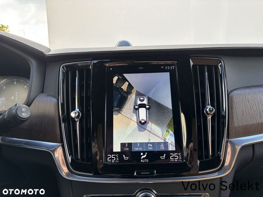 Volvo V90 Cross Country - 19