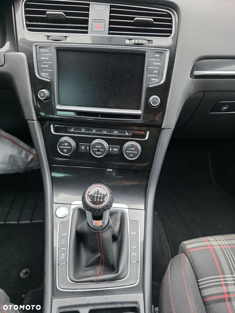 Volkswagen Golf GTI BlueMotion Technology - 18