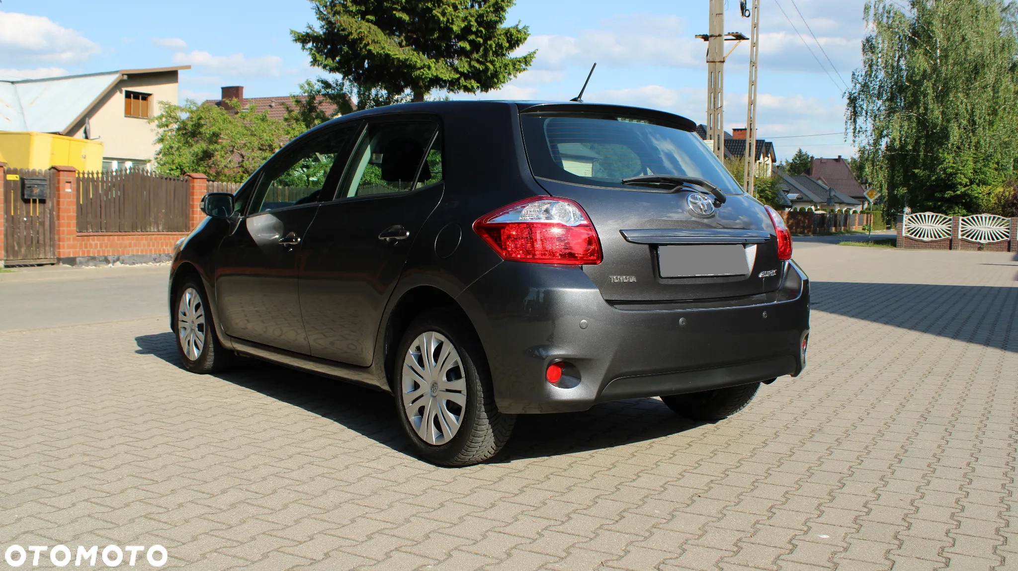 Toyota Auris 1.6 Premium - 25