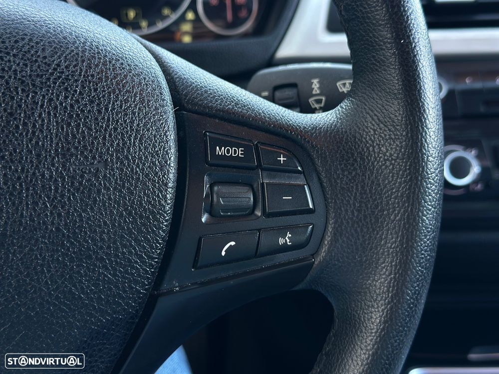 BMW 320 d Auto - 21