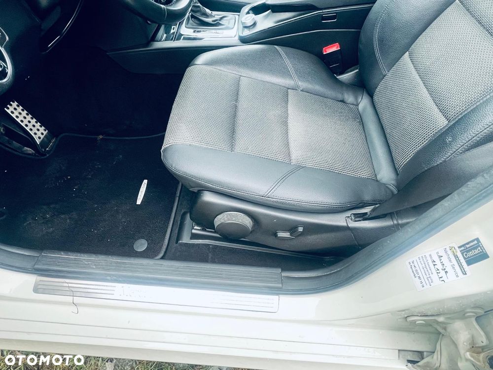 Mercedes-Benz GLK 250 CDI DPF 4Matic BlueEFFICIENCY 7G-TRONIC - 29