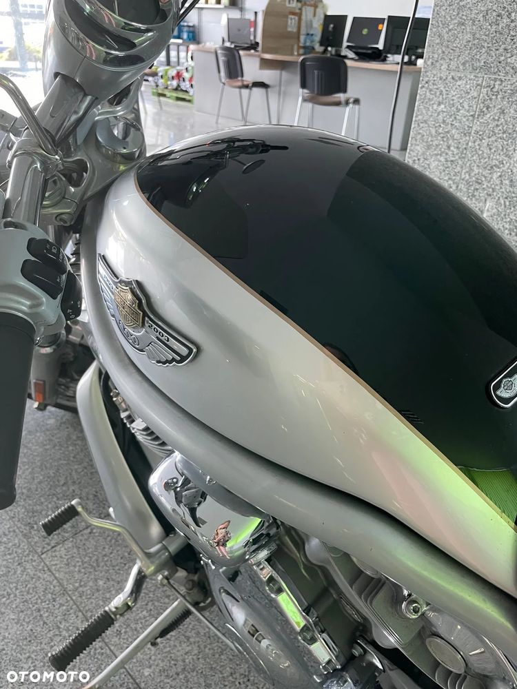 Harley-Davidson V-Rod Street Rod - 6