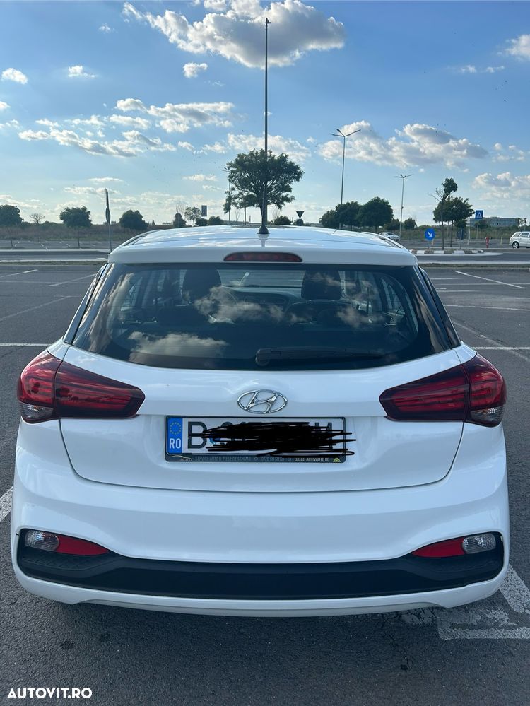 Hyundai i20 1.2 L 84CP 5DR Comfort - 1
